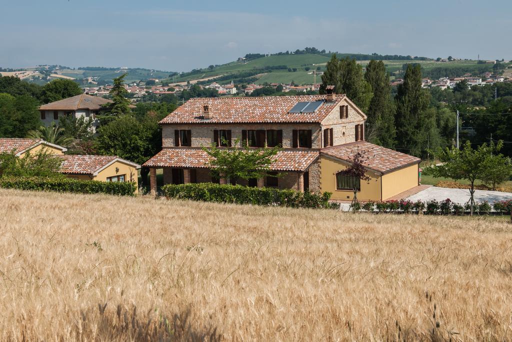 Agriturismo La Vecchia Fonte Castelbellino Exterior foto